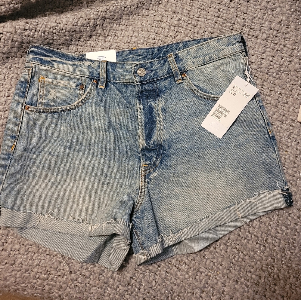 H&M High Waist Short Shorts